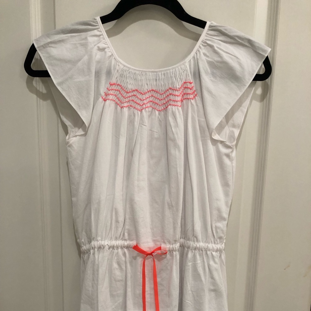 Beautiful casual spring dress.